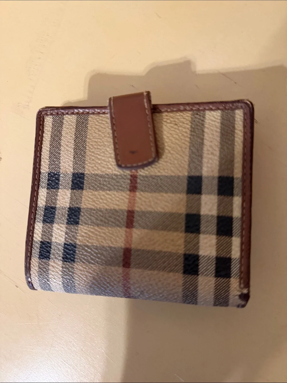 Burberry novacheck & leather wallet